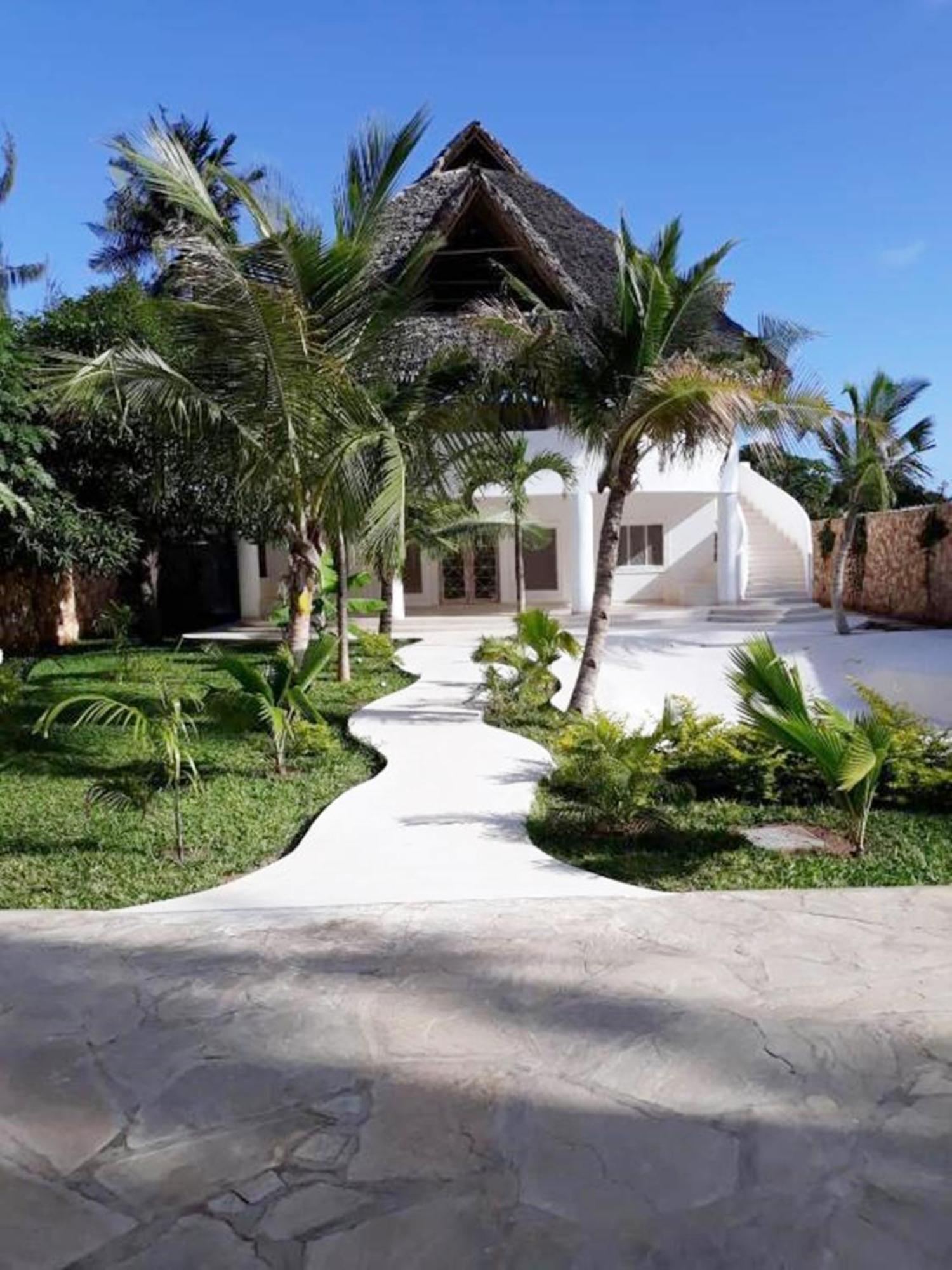 Blue Diamond Villa Watamu Eksteriør billede